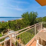 Two-bedroom In Xii * Цриквеница