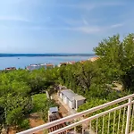 Two-bedroom In Xii Цриквеница