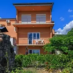 Апартаменты Two-bedroom In Xii