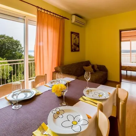 Two-bedroom In Crikvenica Xii * Dramalj
