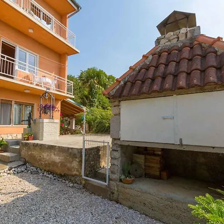 Two-bedroom In Crikvenica Xii Apartment *