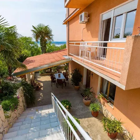 Two-bedroom In Xii * Crikvenica