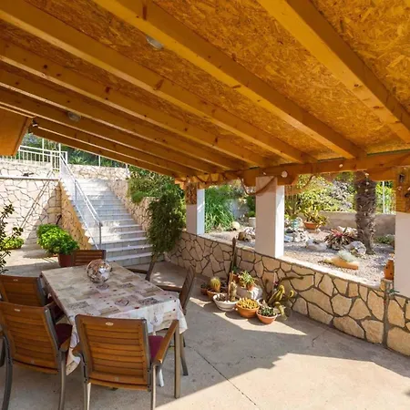 Two-bedroom In Xii Crikvenica