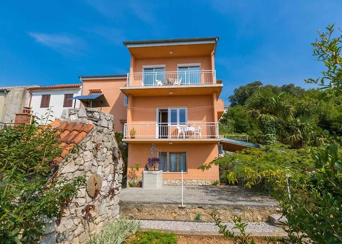 Two-bedroom In Xii Διαμέρισμα